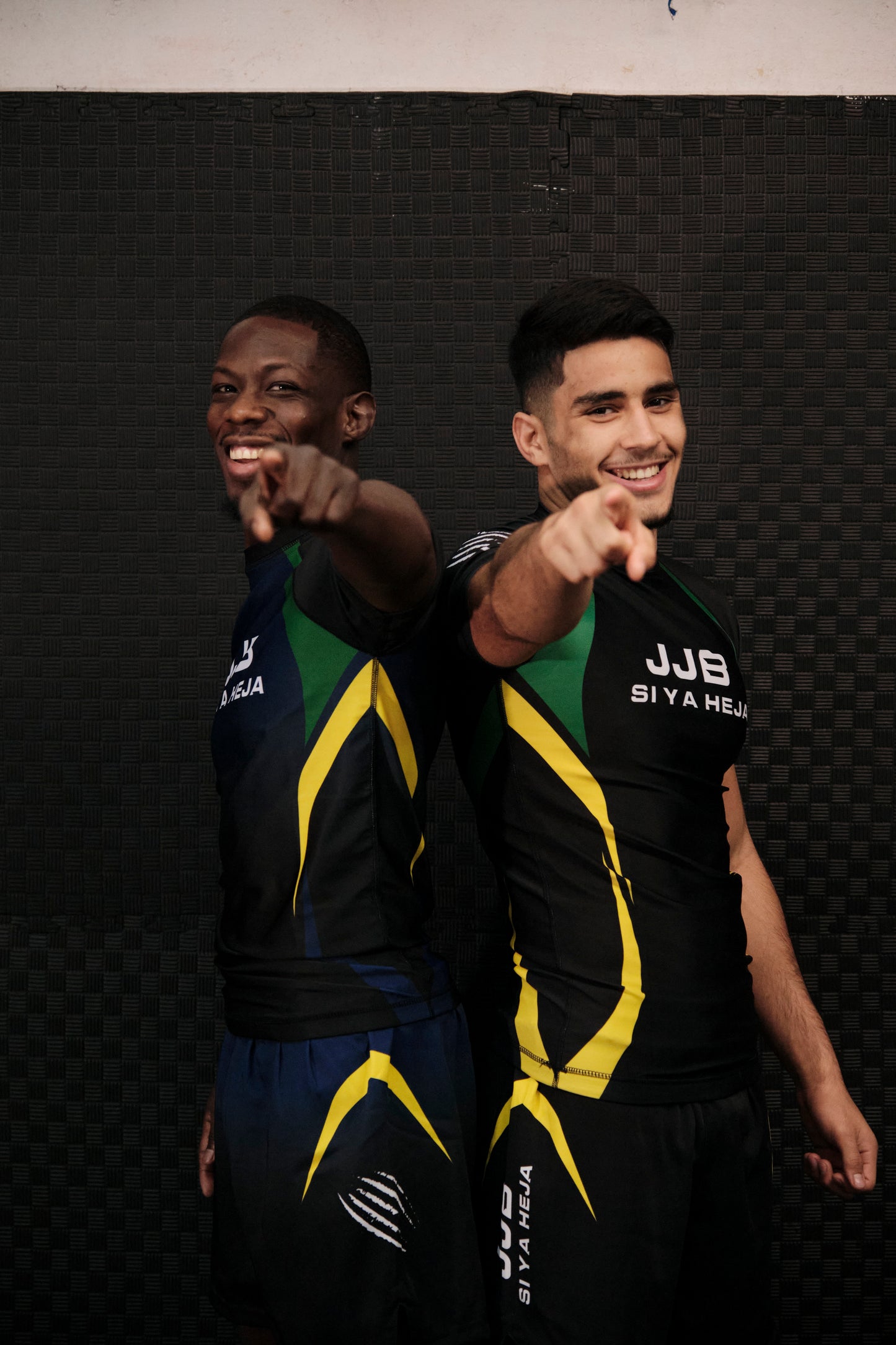 Tenue Rashguard + Short - Brésil Noir Profond